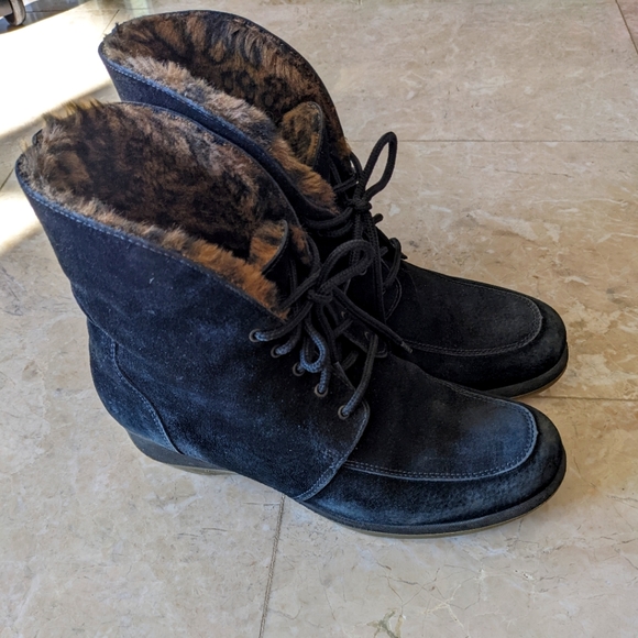 La Canadienne suede boots 9.5 - Picture 10 of 13